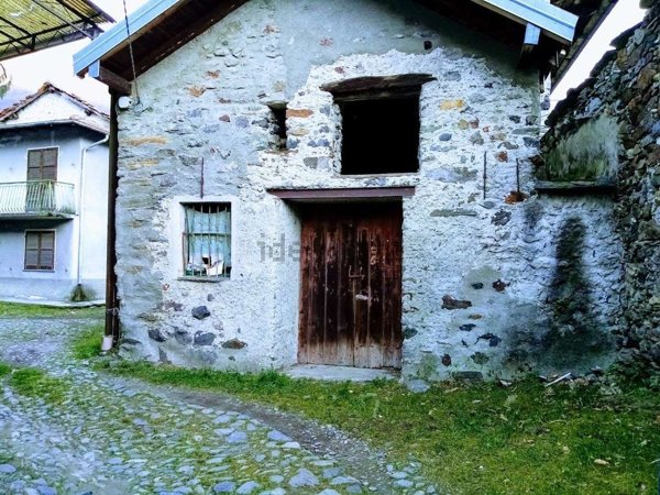 quadrivano in vendita a Premosello-Chiovenda