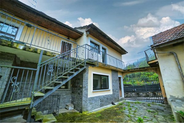 casa indipendente in vendita a Premosello-Chiovenda
