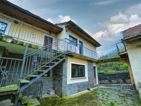 casa indipendente in vendita a Premosello-Chiovenda