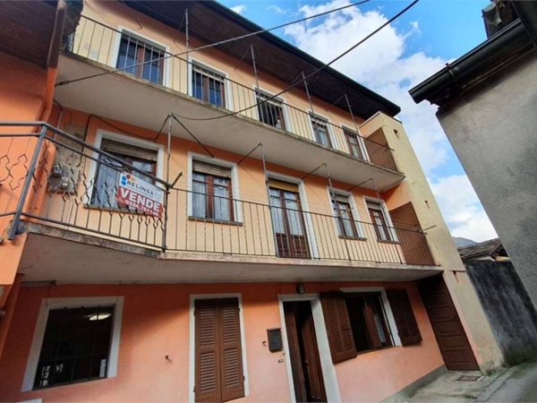 casa indipendente in vendita a Premosello-Chiovenda