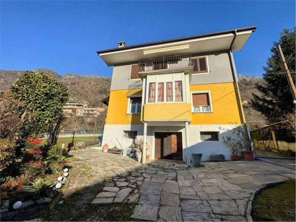 casa indipendente in vendita a Premosello-Chiovenda