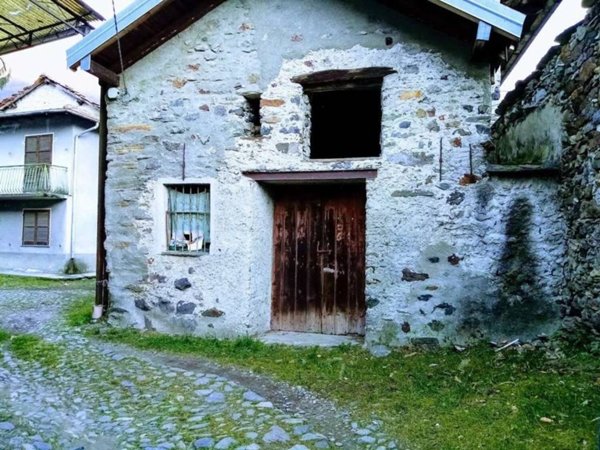 casa indipendente in vendita a Premosello-Chiovenda