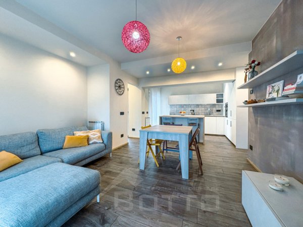 casa indipendente in vendita a Premosello-Chiovenda in zona Cuzzago