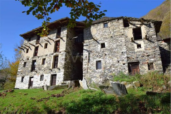 casa indipendente in vendita a Premosello-Chiovenda