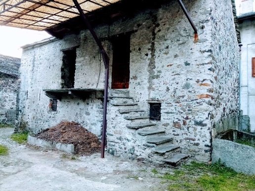 quadrivano in vendita a Premosello-Chiovenda