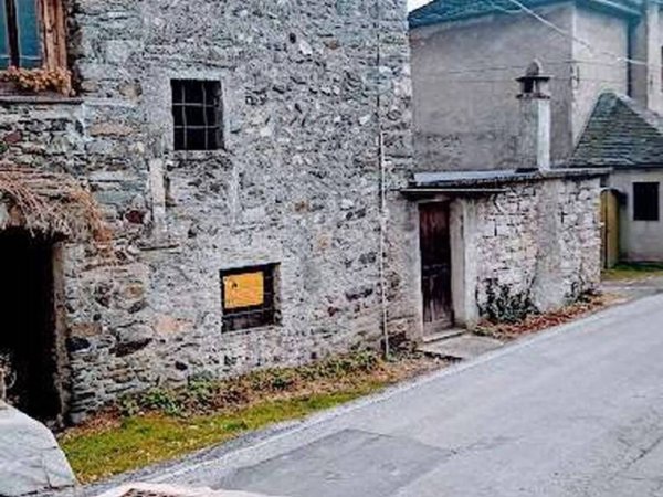 casa indipendente in vendita a Premosello-Chiovenda in zona Colloro