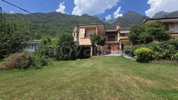 casa indipendente in vendita a Premosello-Chiovenda in zona Cuzzago