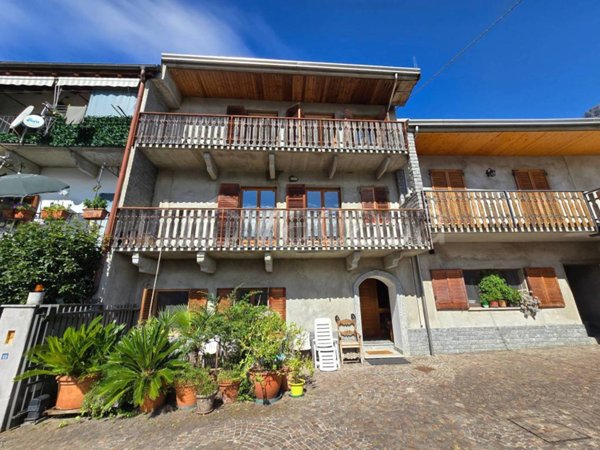 casa indipendente in vendita a Premosello-Chiovenda in zona Cuzzago