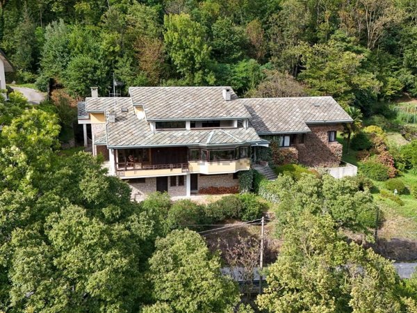 casa indipendente in vendita a Premosello-Chiovenda