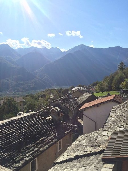 casa indipendente in vendita a Premosello-Chiovenda in zona Colloro