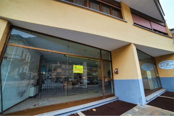 negozio in vendita a Premosello-Chiovenda