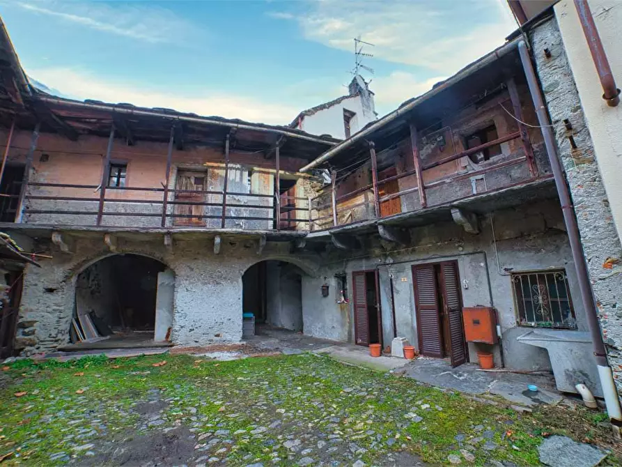 casa indipendente in vendita a Premosello-Chiovenda in zona Colloro