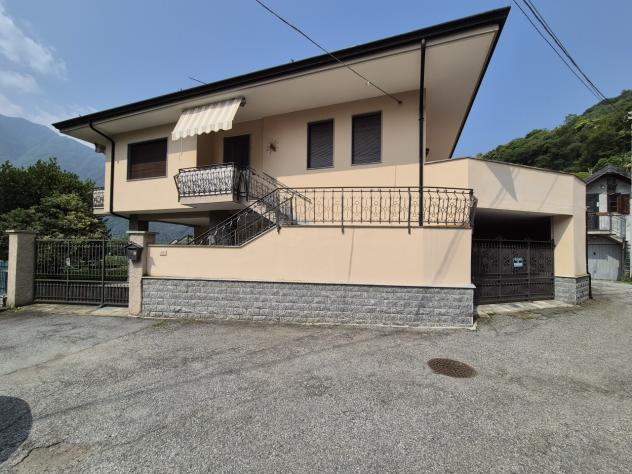 casa indipendente in vendita a Premosello-Chiovenda in zona Cuzzago