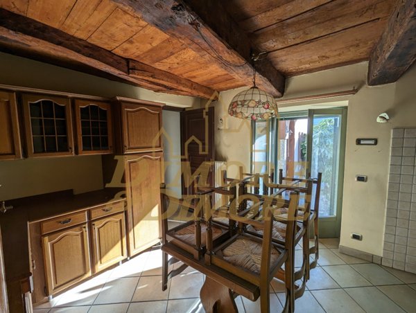casa indipendente in vendita a Premosello-Chiovenda in zona Colloro