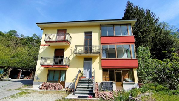 casa indipendente in vendita a Premosello-Chiovenda in zona Cuzzago