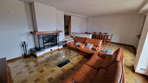 casa indipendente in vendita a Premosello-Chiovenda in zona Cuzzago