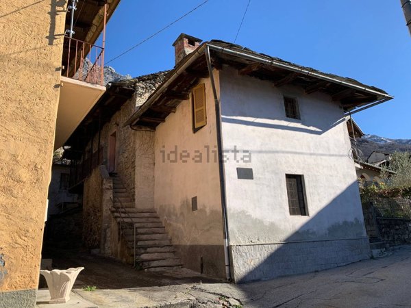 casa indipendente in vendita a Premosello-Chiovenda in zona Colloro
