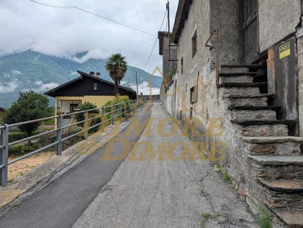 appartamento in vendita a Premosello-Chiovenda in zona Cuzzago