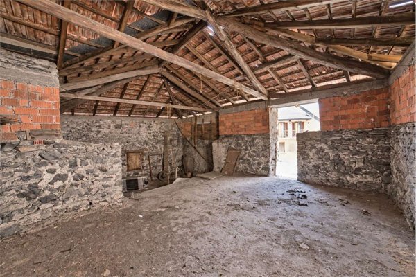 casale in vendita a Premosello-Chiovenda in zona Colloro