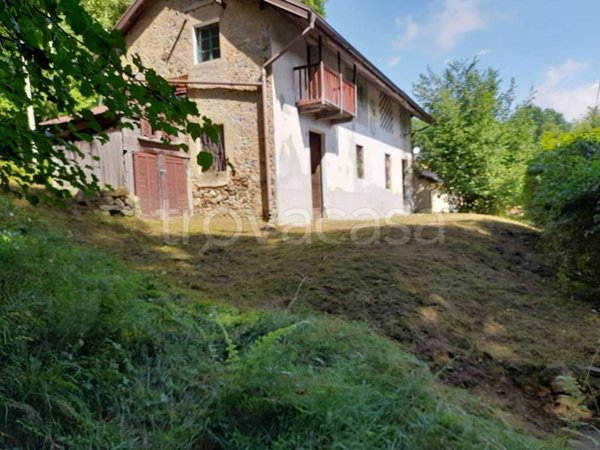 appartamento in vendita a Quarna Sopra