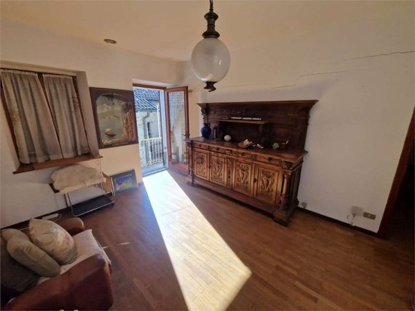 casale in vendita a Quarna Sopra