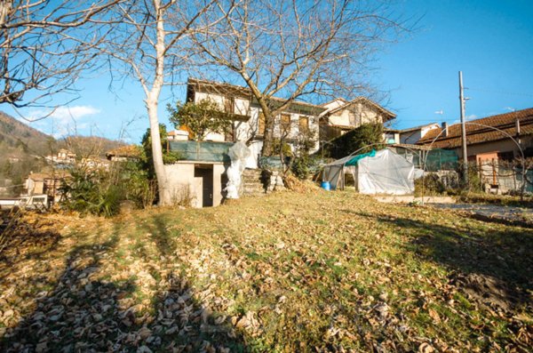 casa indipendente in vendita a Quarna Sotto