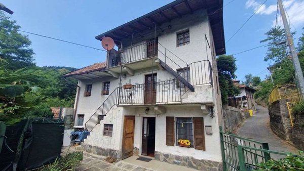 casa indipendente in vendita a Quarna Sotto