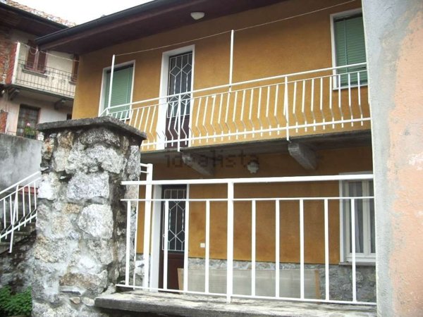 appartamento in vendita a Quarna Sotto
