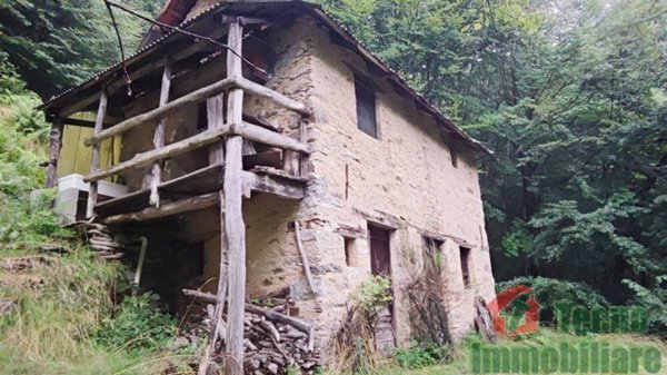 appartamento in vendita a Quarna Sotto