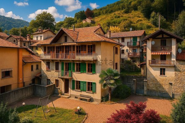 casa indipendente in vendita a Quarna Sotto