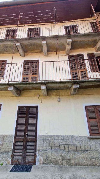 appartamento in vendita a Quarna Sotto