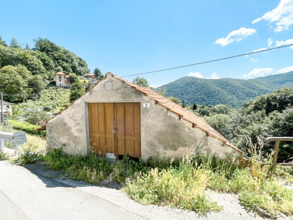 casa indipendente in vendita a Quarna Sotto