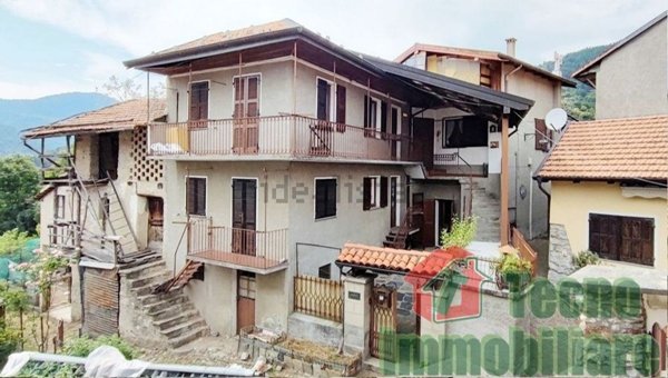 casa indipendente in vendita a Quarna Sotto