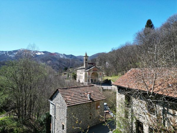 casa indipendente in vendita a Quarna Sotto