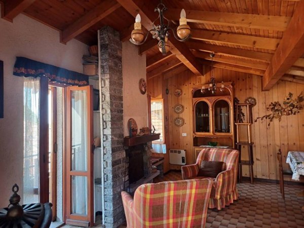 casa indipendente in vendita a Quarna Sotto