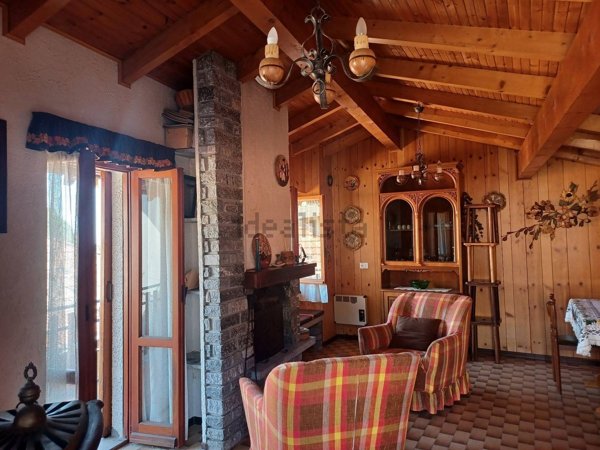 casa indipendente in vendita a Quarna Sotto