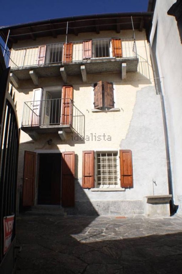 casa indipendente in vendita a Re