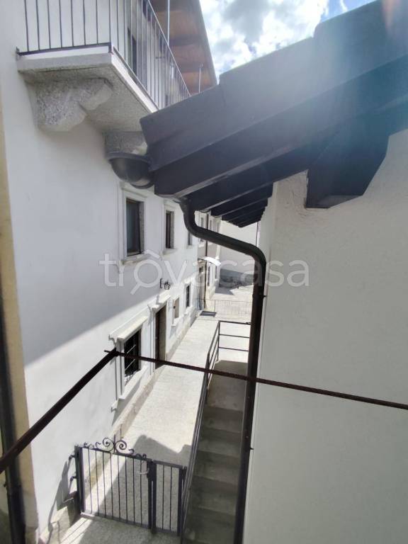 casa indipendente in vendita a Re