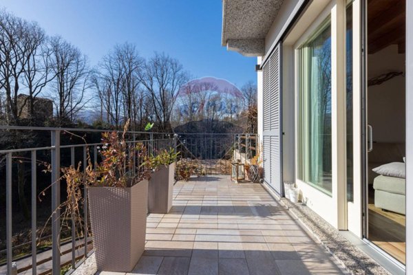 casa indipendente in vendita a San Bernardino Verbano