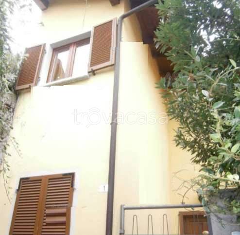 casa indipendente in vendita a San Bernardino Verbano in zona Bieno