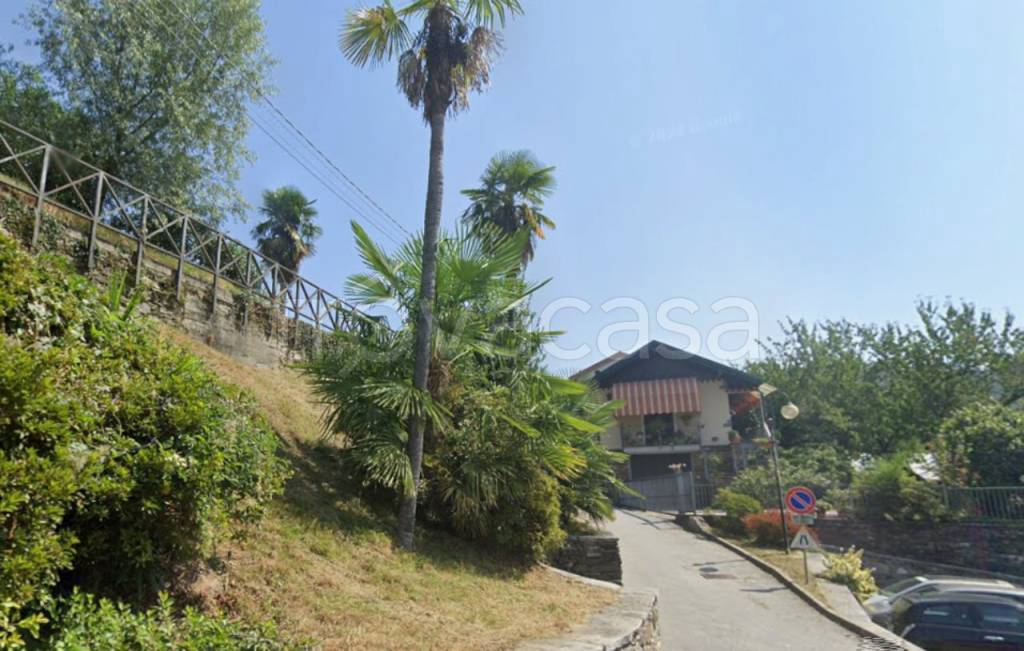 casa indipendente in vendita a San Bernardino Verbano in zona Bieno