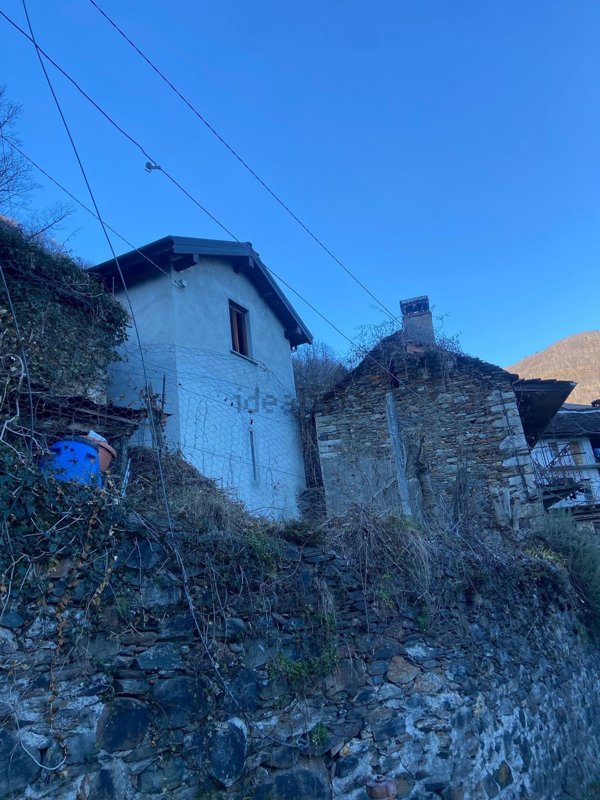 appartamento in vendita a San Bernardino Verbano in zona Rovegro