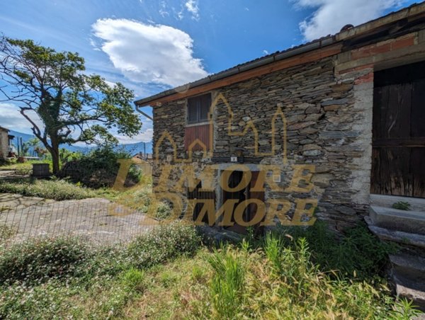 appartamento in vendita a San Bernardino Verbano in zona Bieno