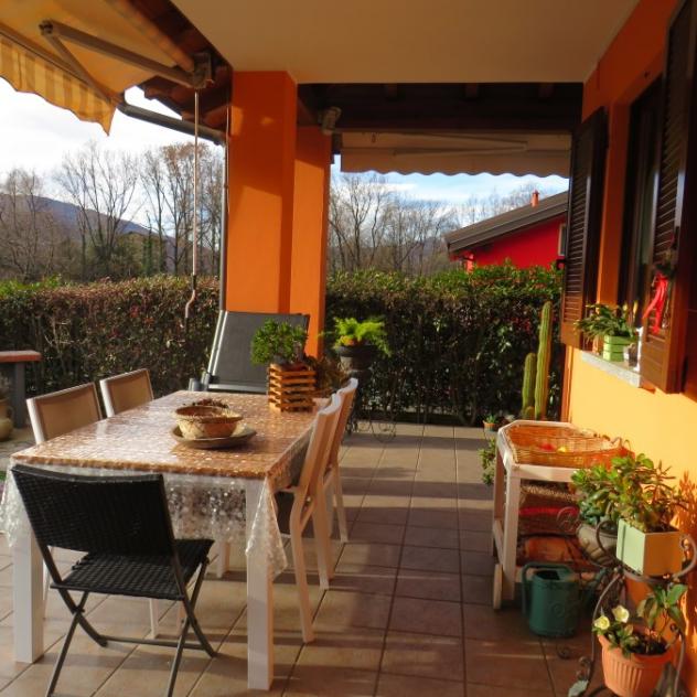 casa indipendente in vendita a San Bernardino Verbano in zona Bieno