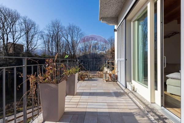 casa indipendente in vendita a San Bernardino Verbano