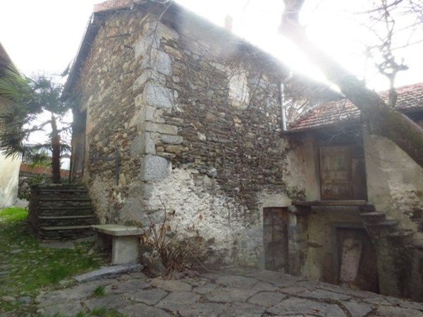 appartamento in vendita a San Bernardino Verbano in zona Bieno