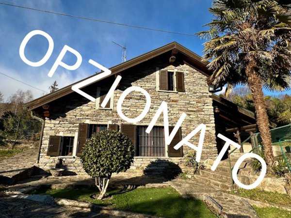 casa indipendente in vendita a San Bernardino Verbano in zona Bieno