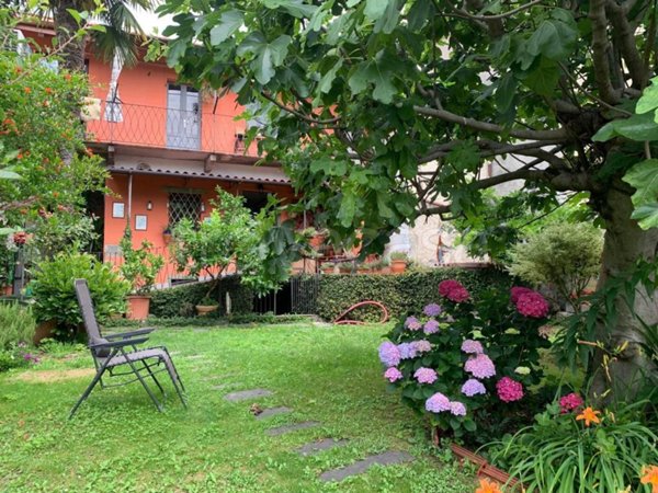 casa indipendente in vendita a San Bernardino Verbano in zona Bieno