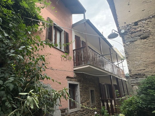 appartamento in vendita a San Bernardino Verbano in zona Bieno
