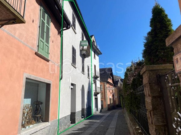 casa indipendente in vendita a Santa Maria Maggiore